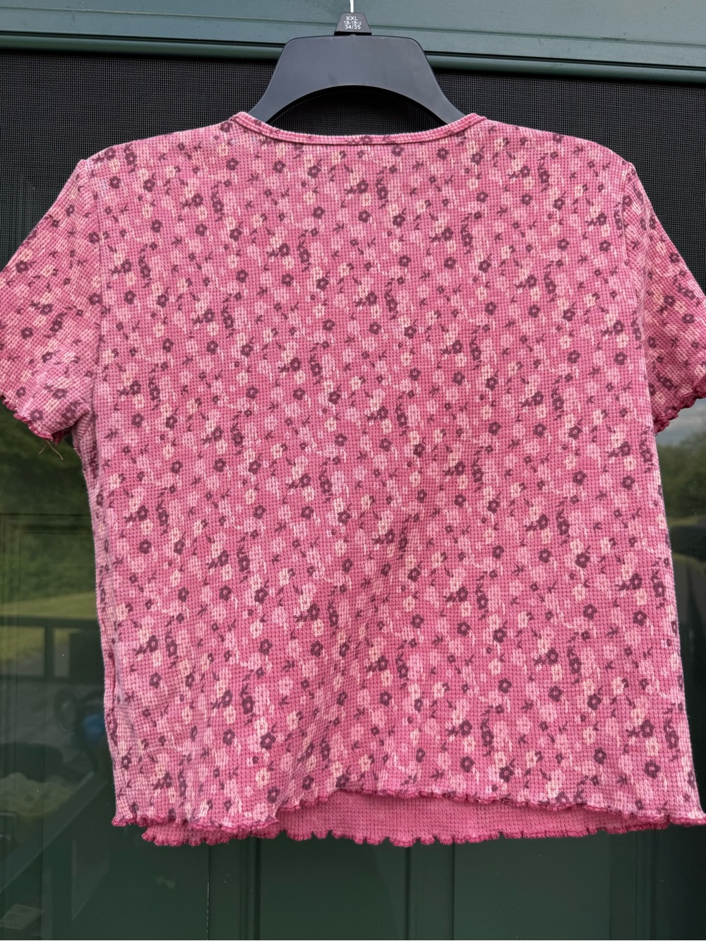 American Eagle Pink Floral Ribbed Short Sleeve Top